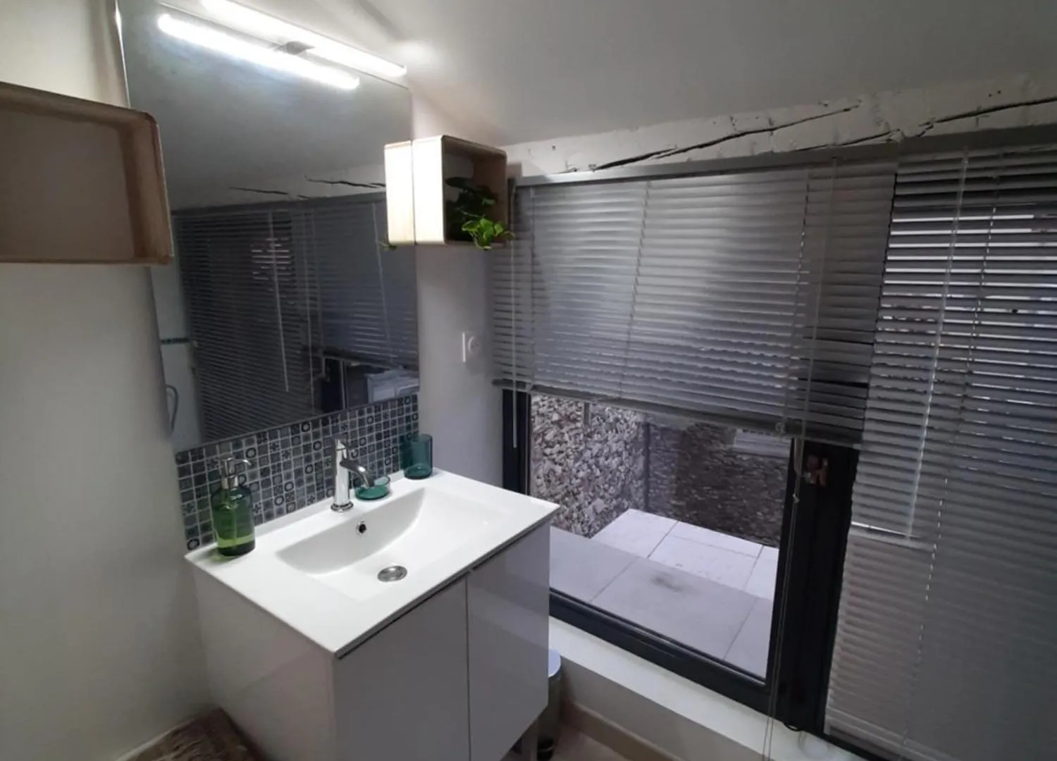 Un Nid Sur Les Toits Avec Terrasse Apartment Apt